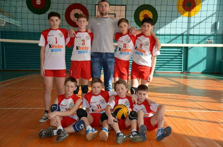 Острозька команда з волейболу у вісімці кращих в Україні