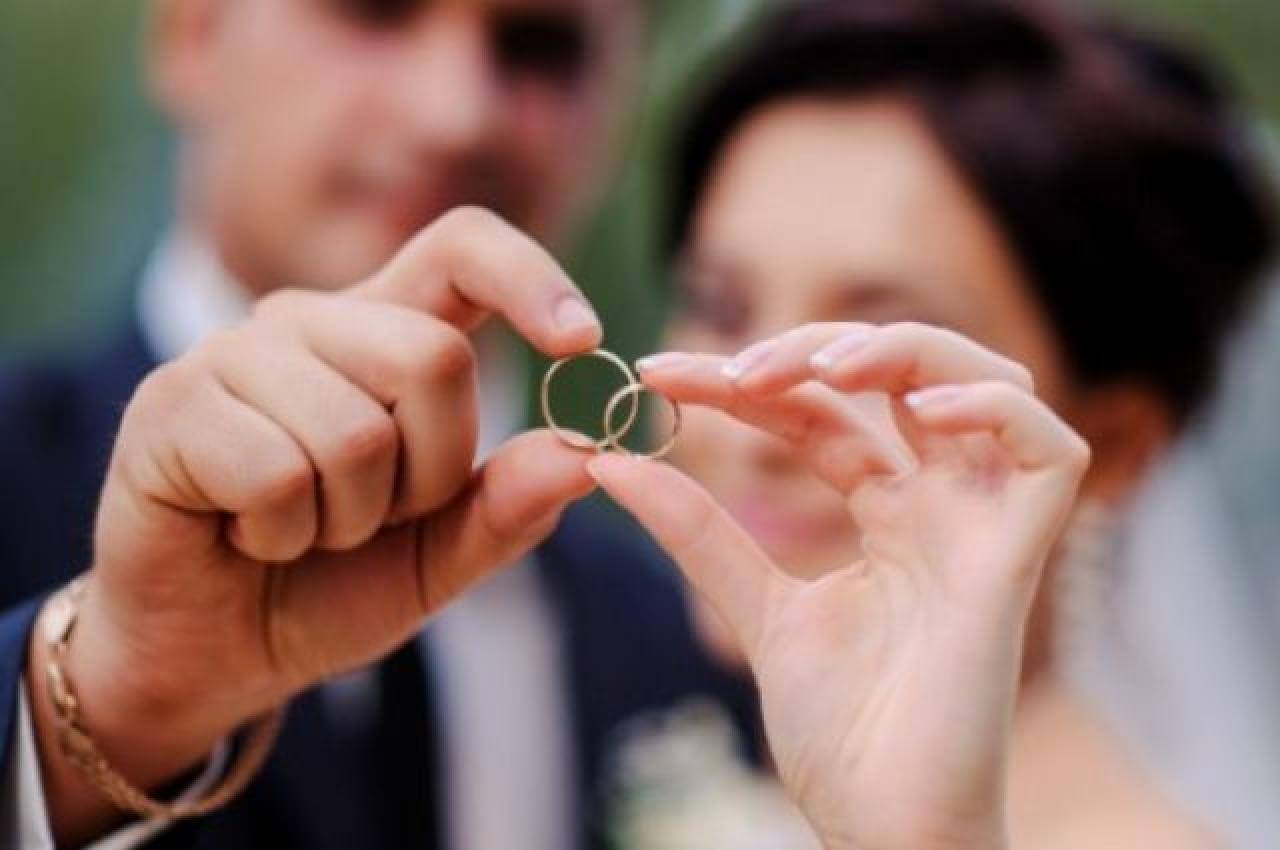 Острожани можуть одружитися та розлучитися онлайн