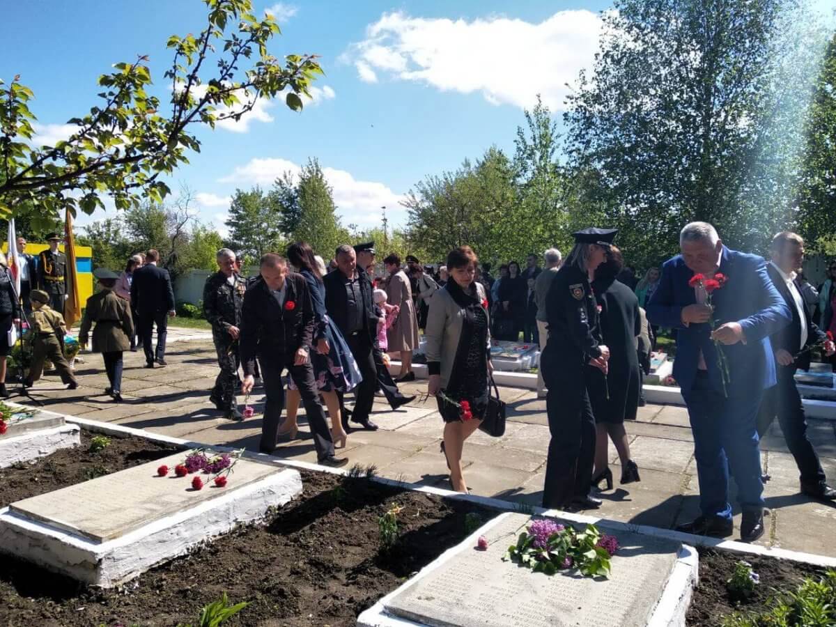 В Острозі вшанували загиблих у Другій світовій війні