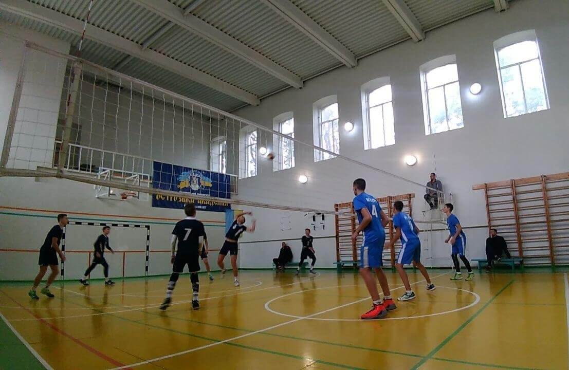 В Острозі відбувся турнір з волейболу