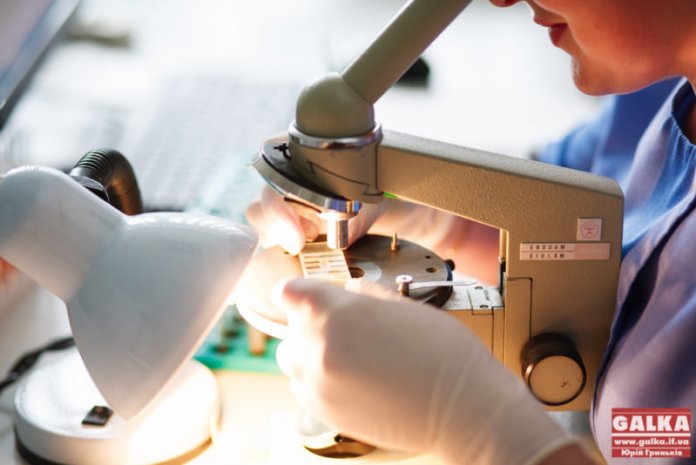 Laboratoriya-meditsina-Mazepi-likarnya-mikroskop-analizi-2530