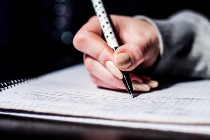 writing-933262_1920-1-720x480