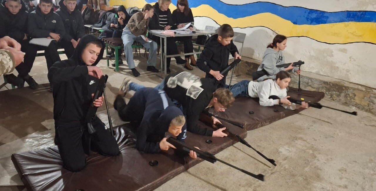 Острозький Будинок школяра провів змагання «В єдності наша сила»